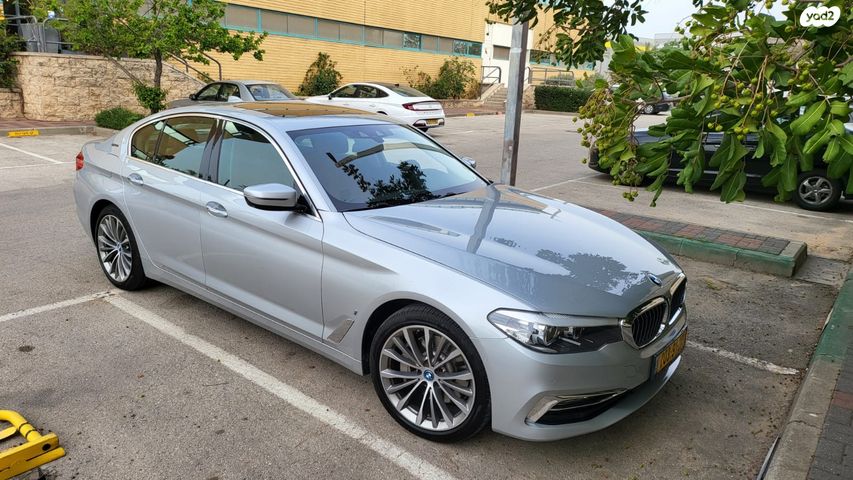 מודעת רכב ב מ וו סדרה 5