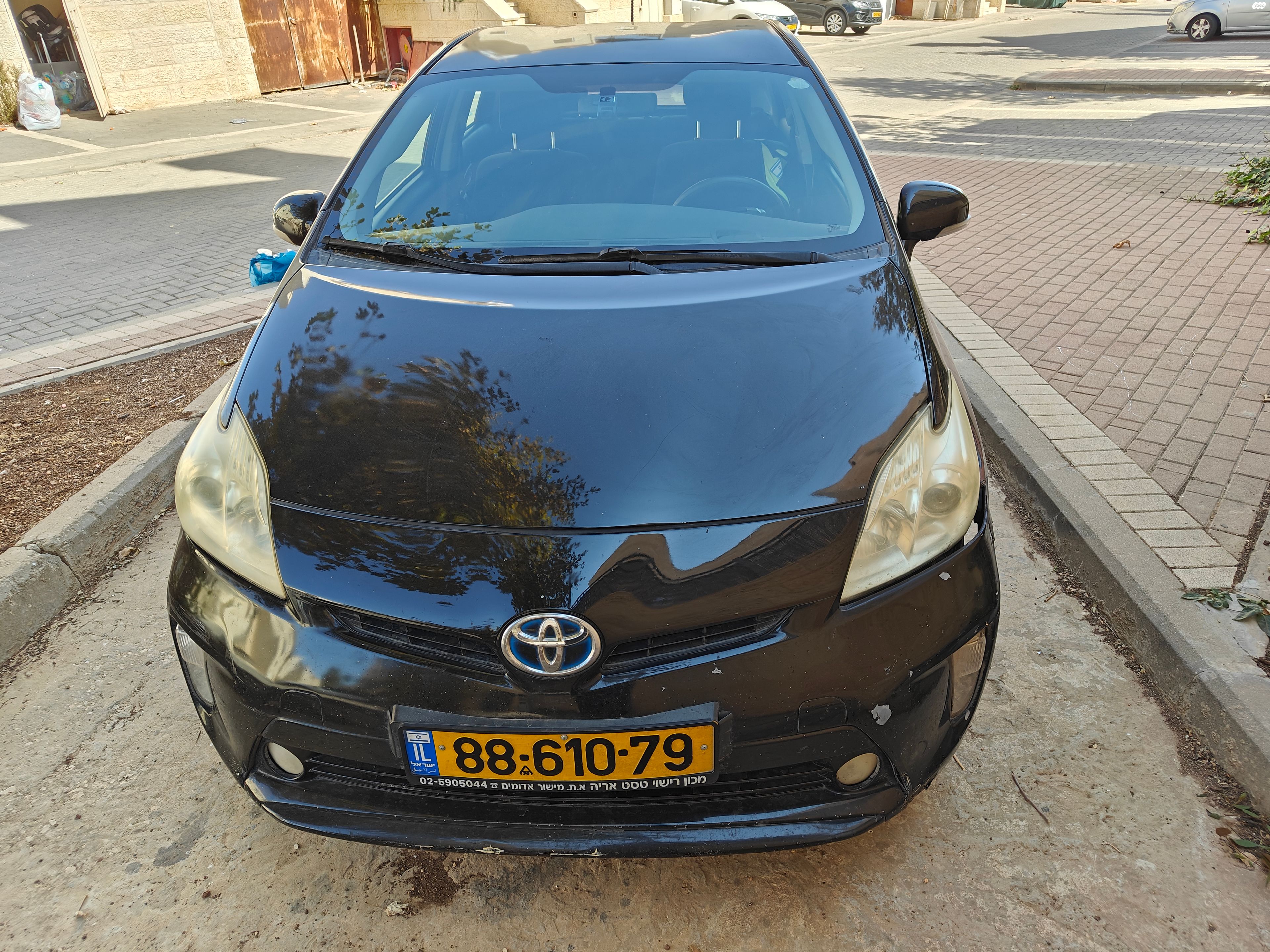 מודעת רכב טויוטה פריוס