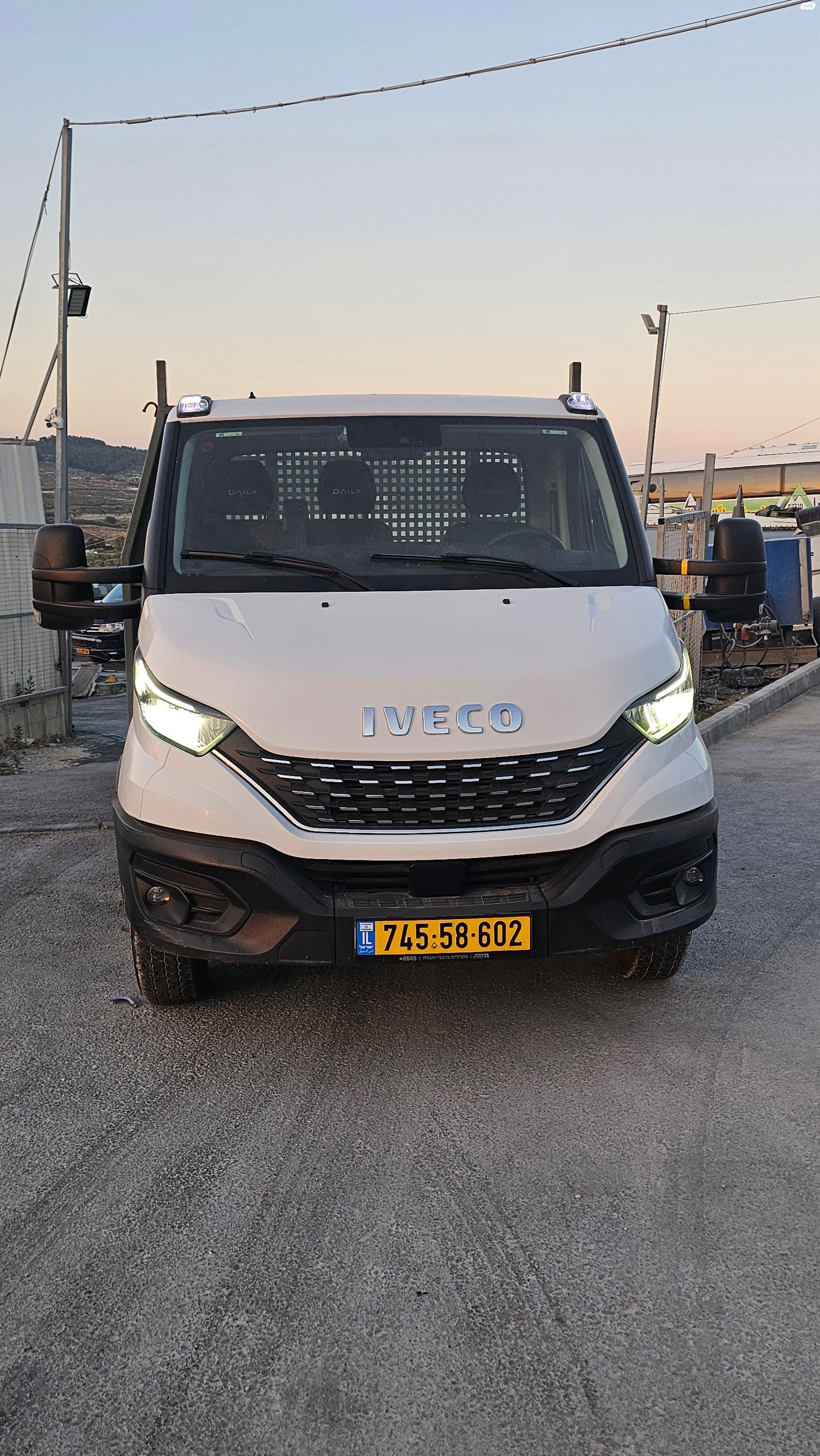 מודעת רכב איווקו דיילי 1