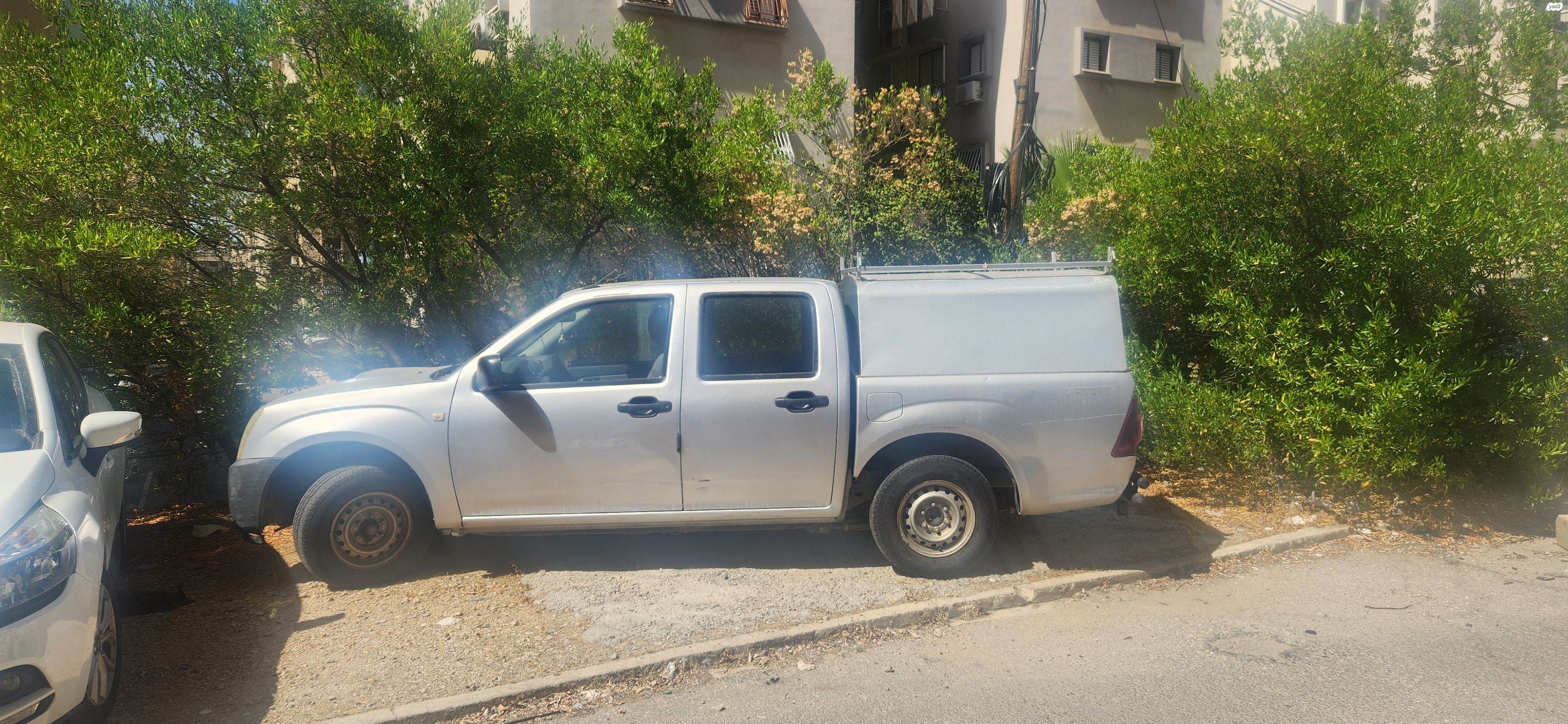 מודעת רכב איסוזו די-מקס