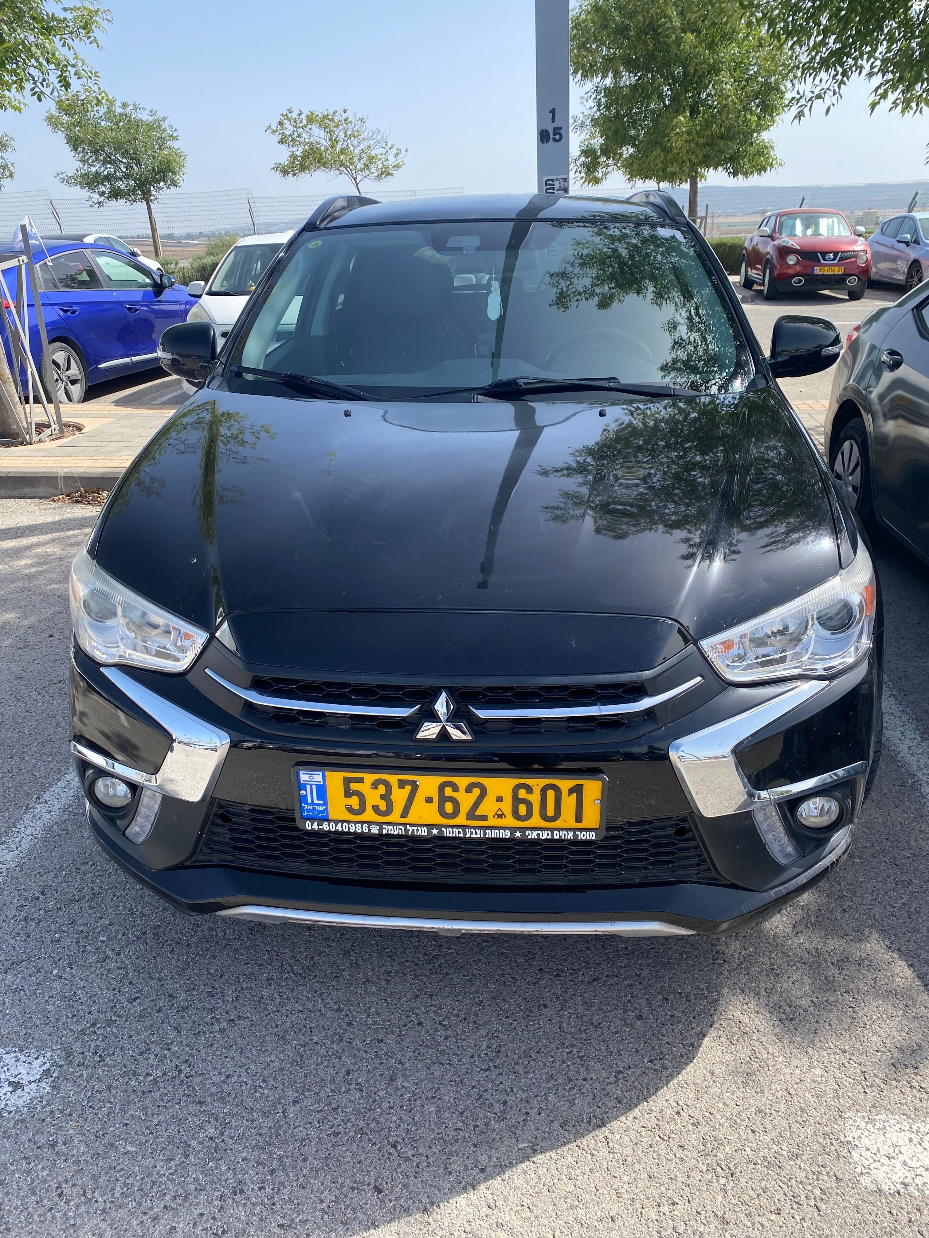 מודעת רכב מיצובישי ASX