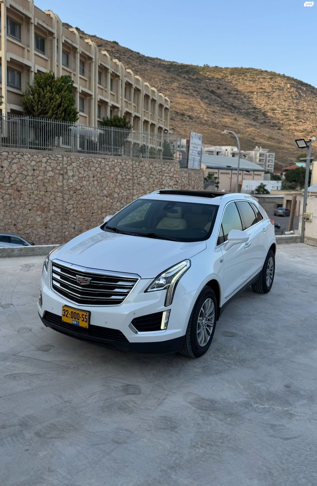 מודעת רכב קאדילק XT5