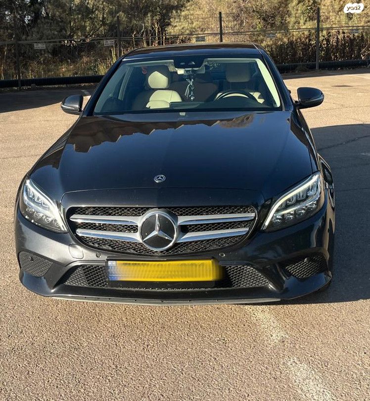 מודעת רכב מרצדס-בנץ C-class