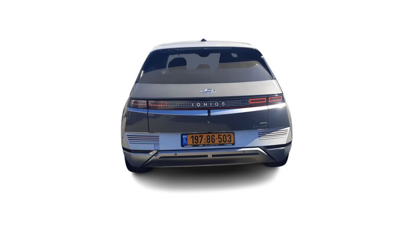 יונדאי איוניק 5