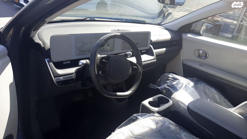 יונדאי איוניק 5