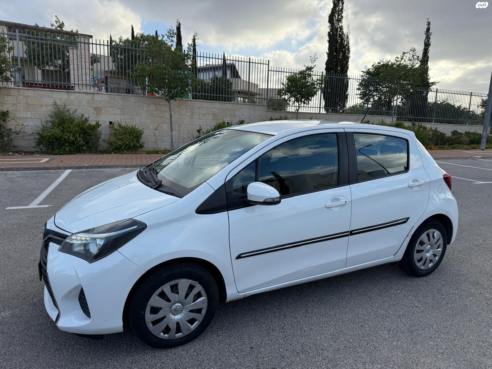 מודעת רכב טויוטה יאריס