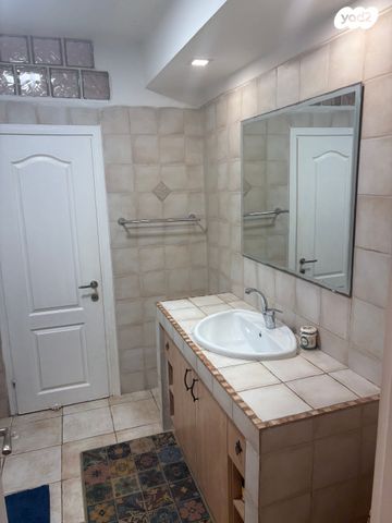 דירה, אילון 5, מרכז העיר, סביניה, הוותיקה, קרית ביאליק