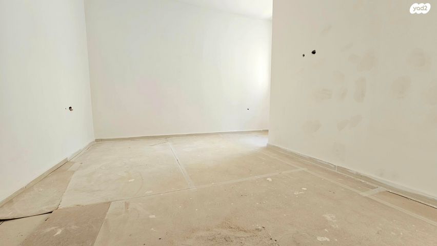 דירה, צבי הירש קלישר 10, מחנה יהודה, פתח תקווה