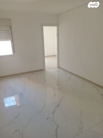 דירה, רבקה 12, בקעה, ירושלים