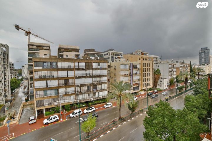 דירה, ביאליק 117, חרוזים, רמת גן