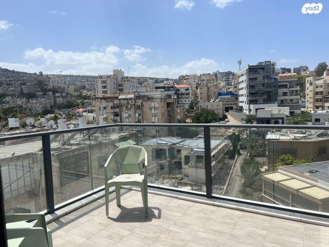 טבור הארץ 