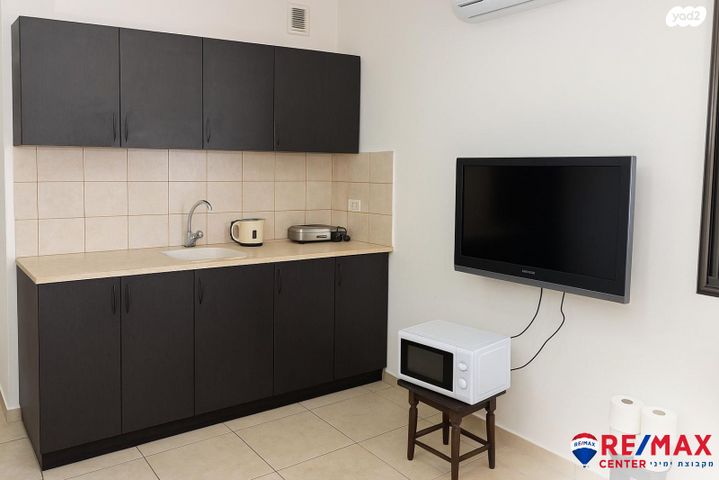 דירה, זמנהוף, לב העיר, בת ים