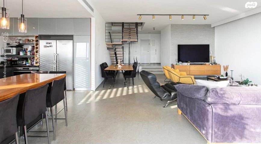 בית פרטי/ קוטג', גולדה מאיר, רמת גולדה, חיפה