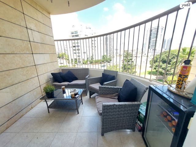 דירה, אייר, רובע י"ב, אשדוד