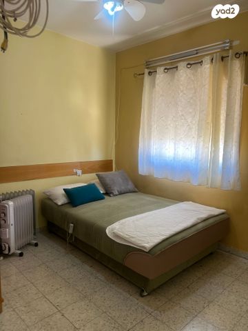 גג/ פנטהאוז, מנדלי מוכר ספרים, קרית ים א', קרית ים