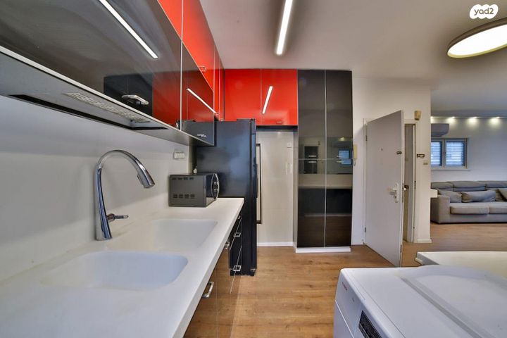 דירה, ביאליק 117, חרוזים, רמת גן