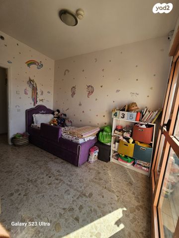 דירה, רש"י, נחלת גנים, רמת גן