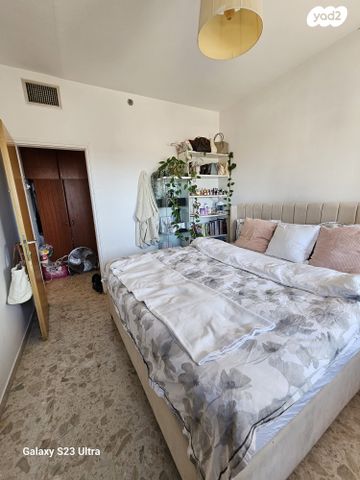 דירה, רש"י, נחלת גנים, רמת גן