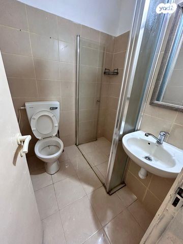 דירה, גיבורי סיני 32, עכו