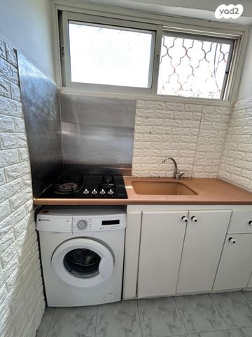 דירה, גיבורי סיני 32, עכו