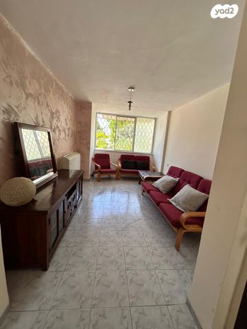 גיבורי סיני 32