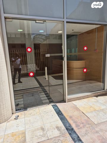 משרדים, רוטשילד 15, רמב"ם, ראשון לציון