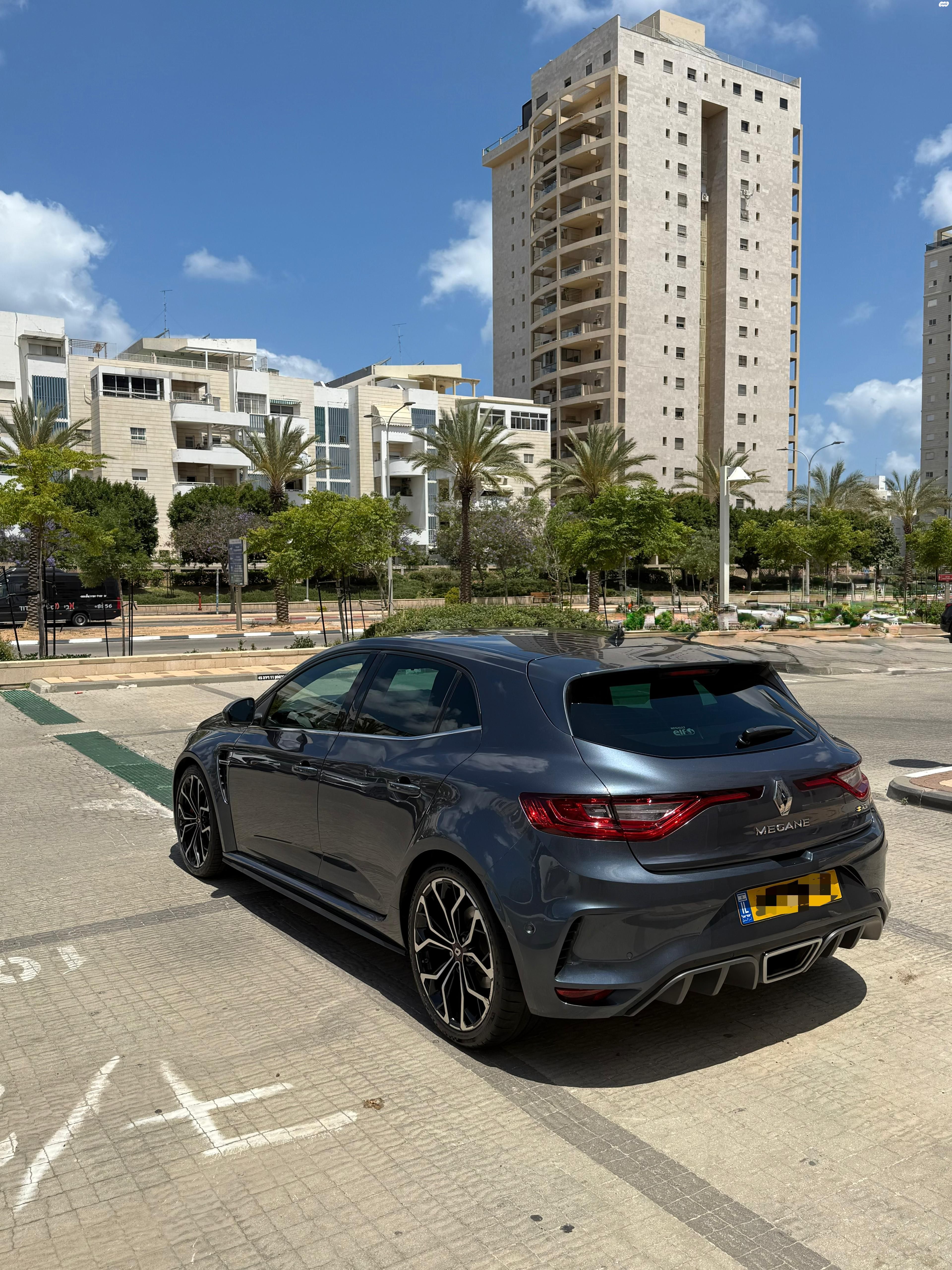 מודעת רכב רנו מגאן