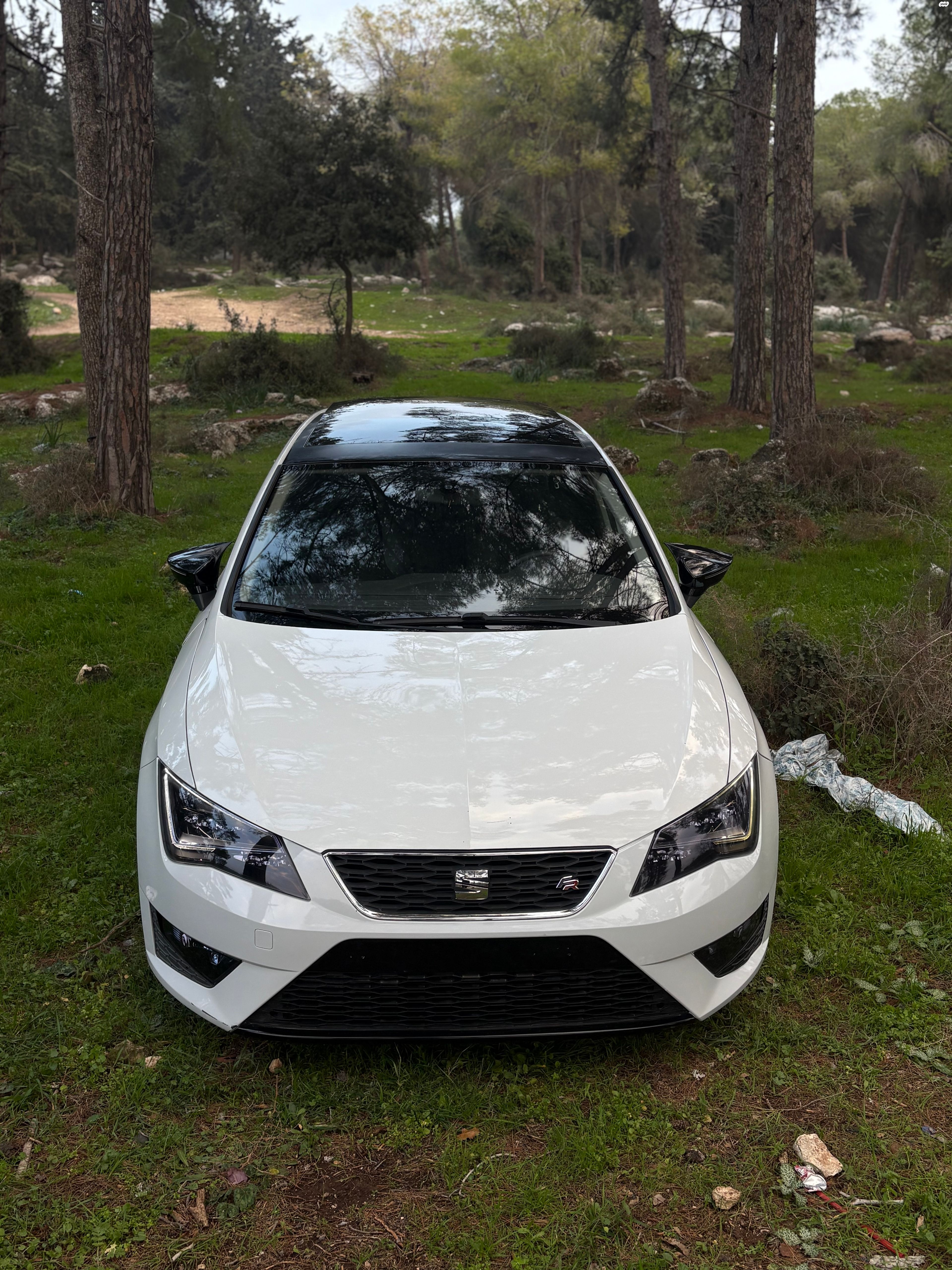 מודעת רכב סיאט לאון