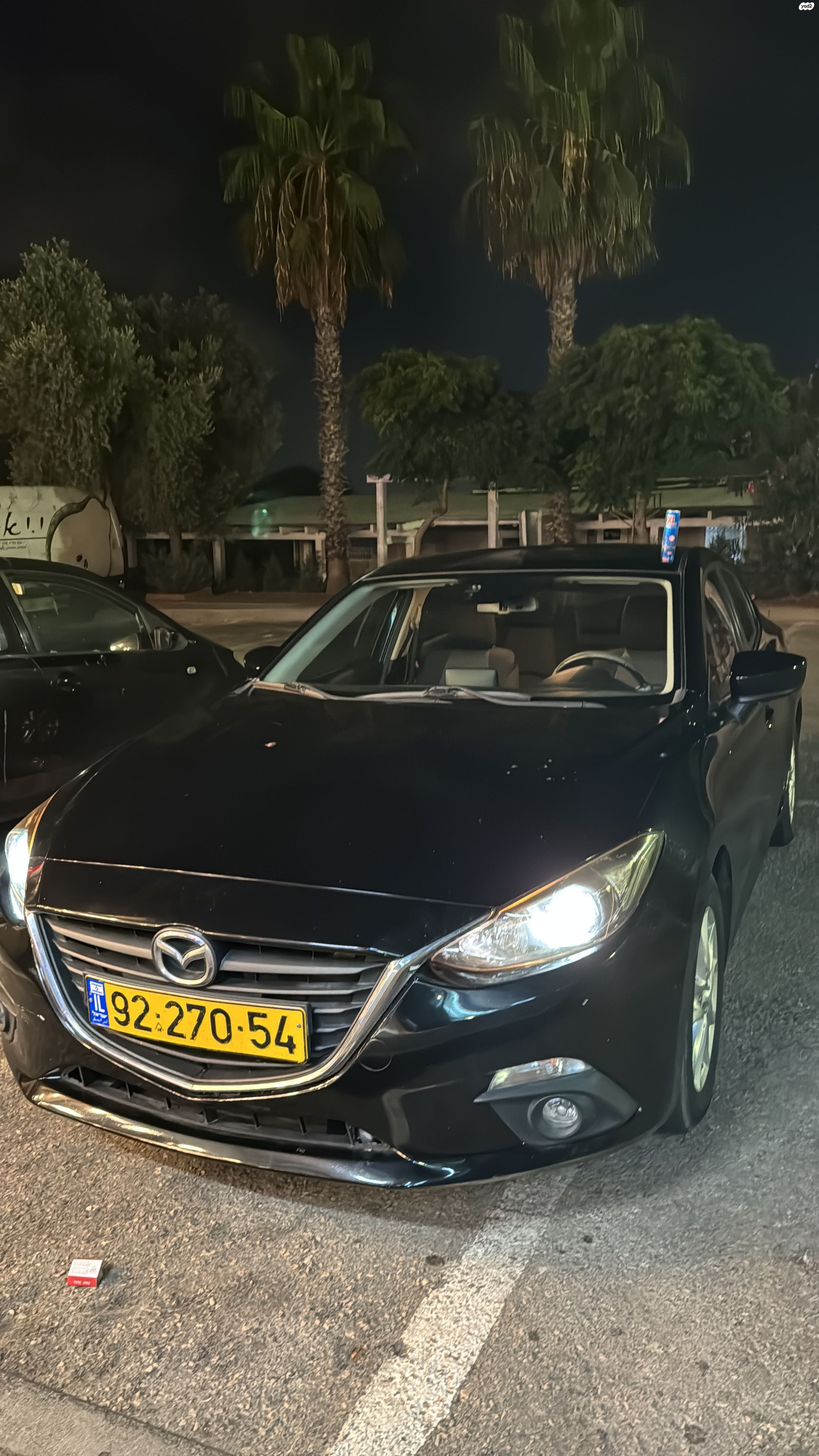 מודעת רכב מאזדה 3