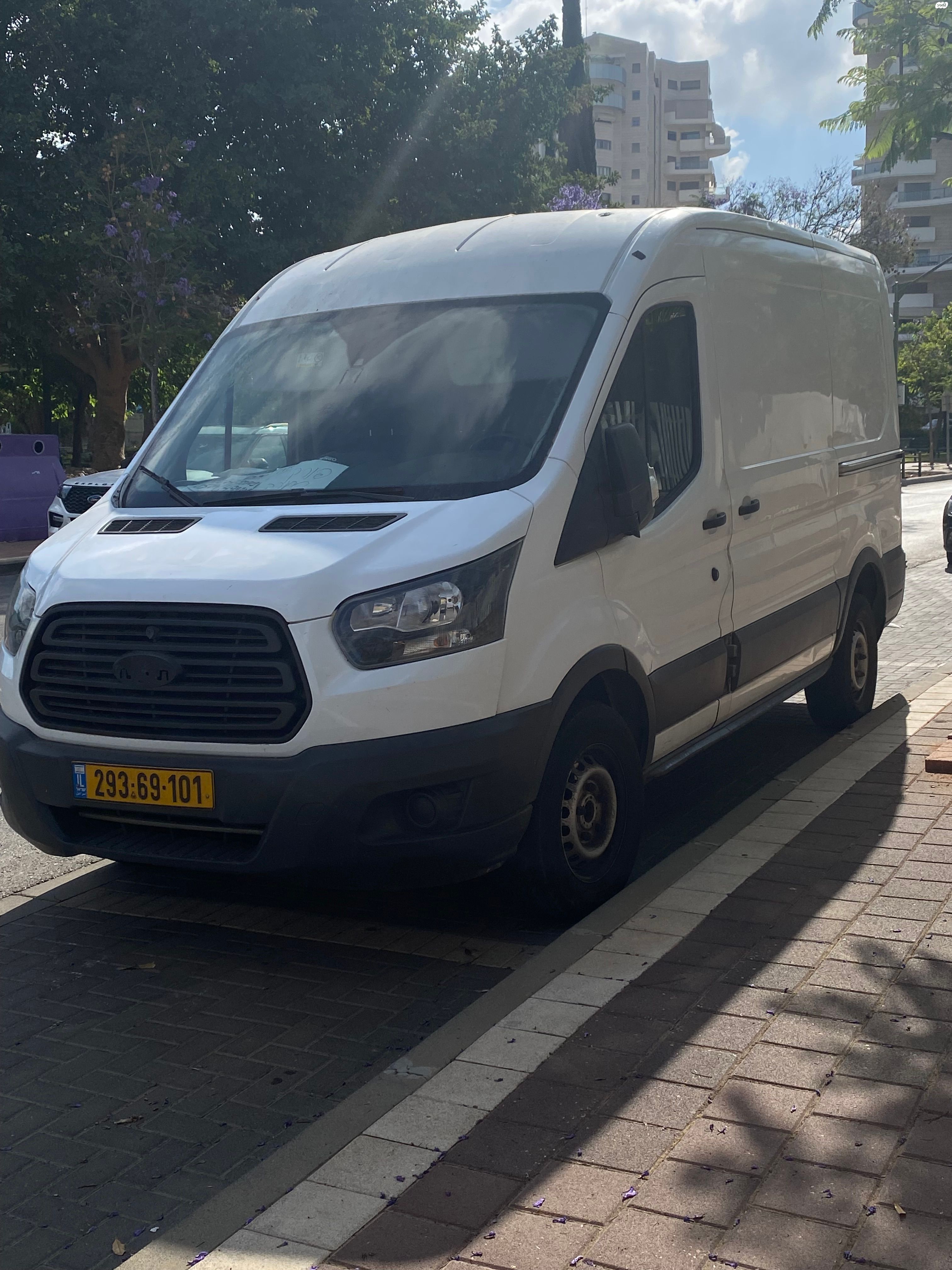 מודעת רכב פורד טרנזיט