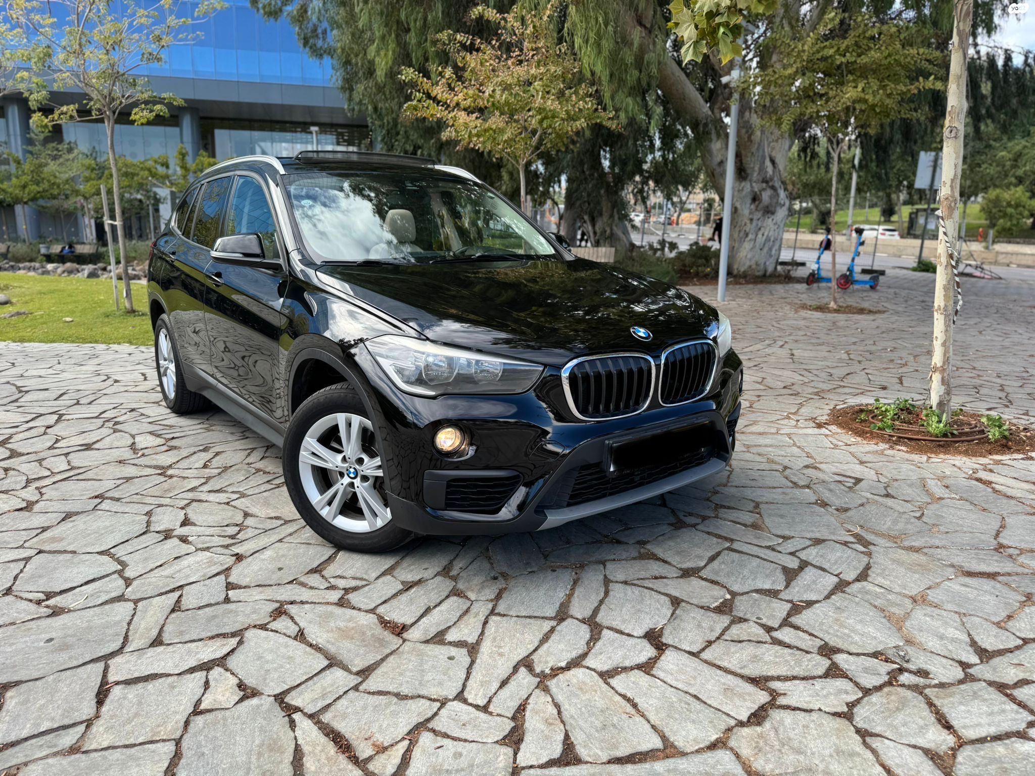 מודעת רכב ב מ וו X1