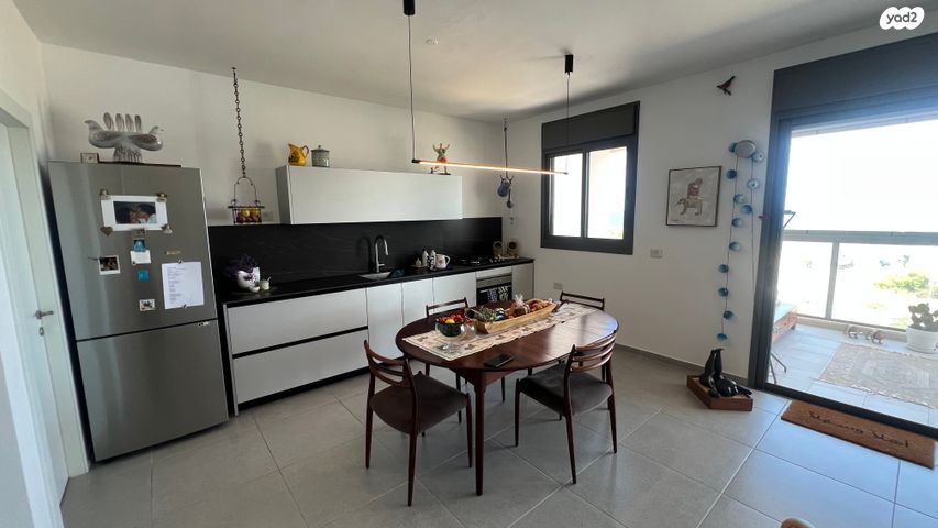 דירה, אכזיב, נהריה