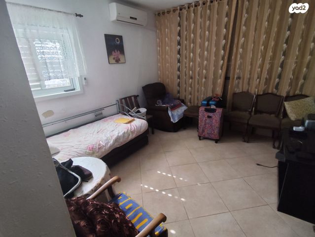 דירה, השר שפירא, דרום מערב ותיק, בת ים