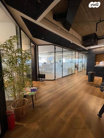 משרדים, דרך מנחם בגין, בורסה, רמת גן