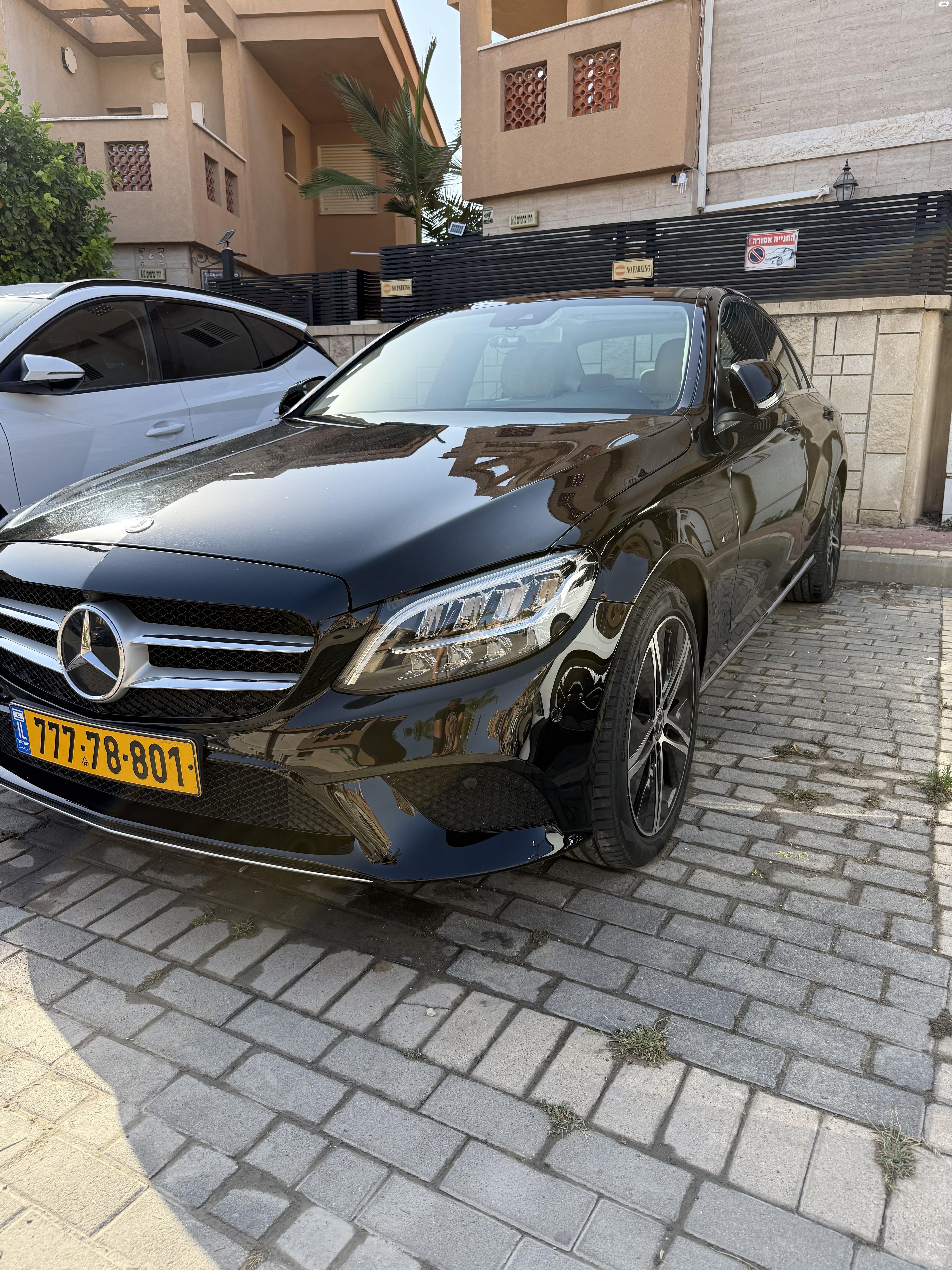 מודעת רכב מרצדס-בנץ C-class