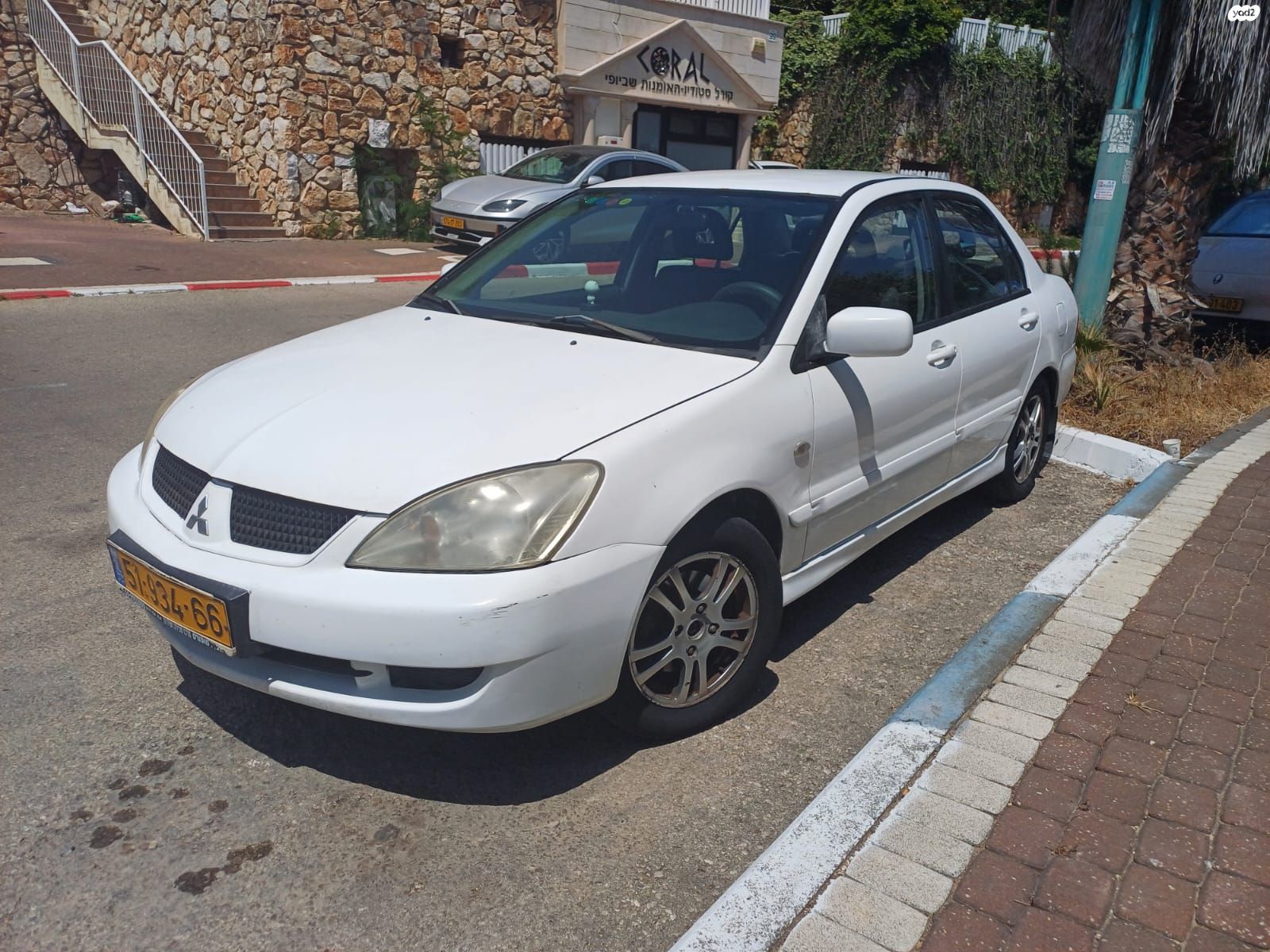 מודעת רכב מיצובישי לנסר