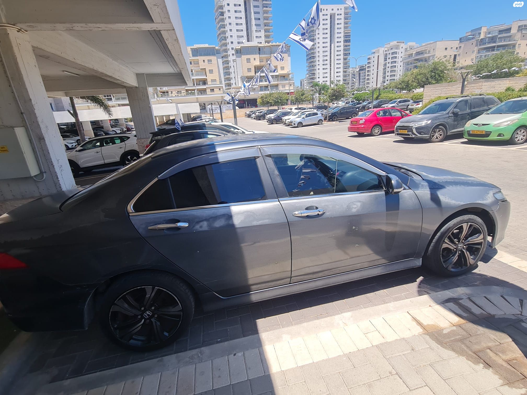 מודעת רכב הונדה אקורד