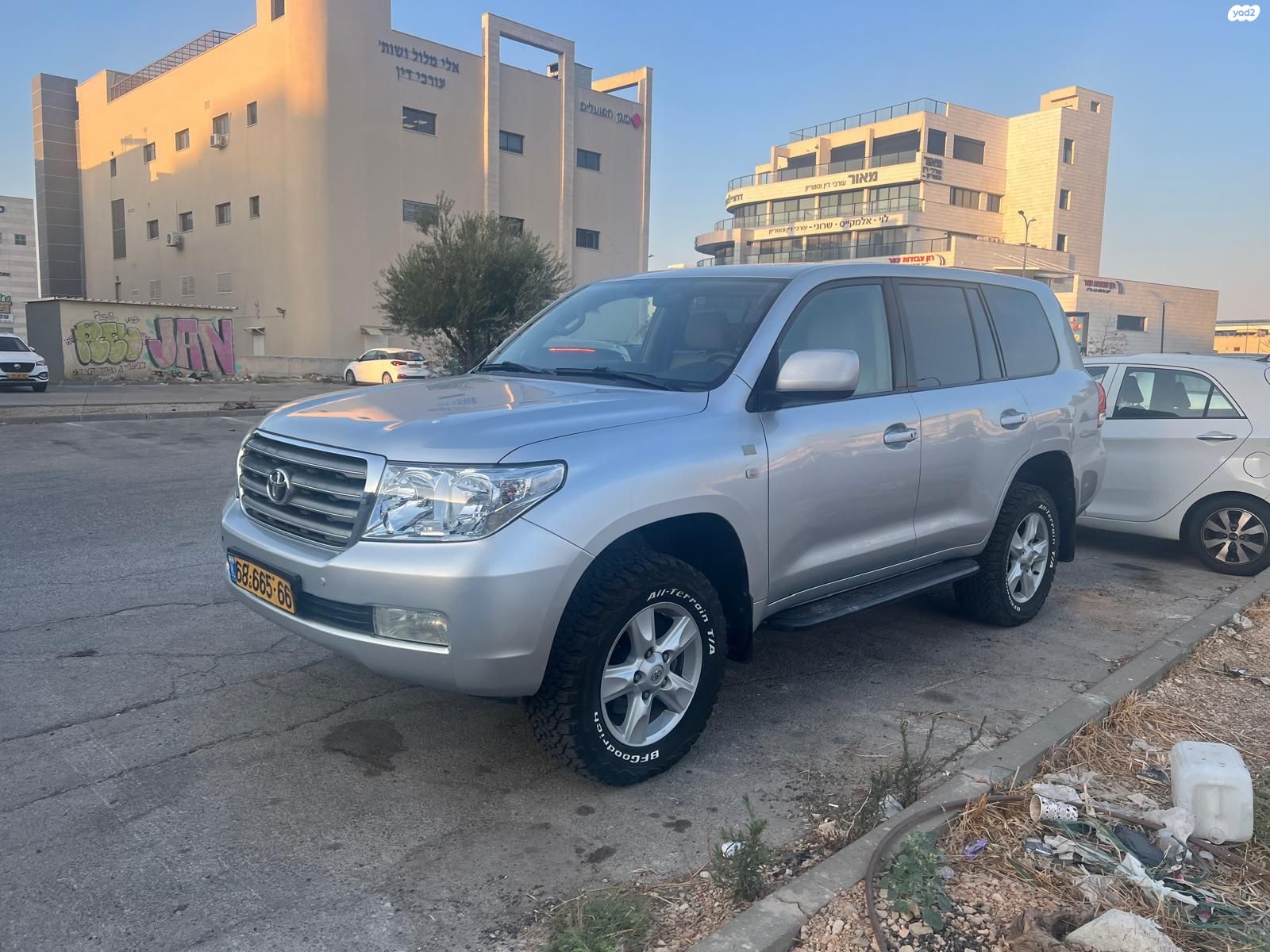 מודעת רכב טויוטה לנד קרוזר