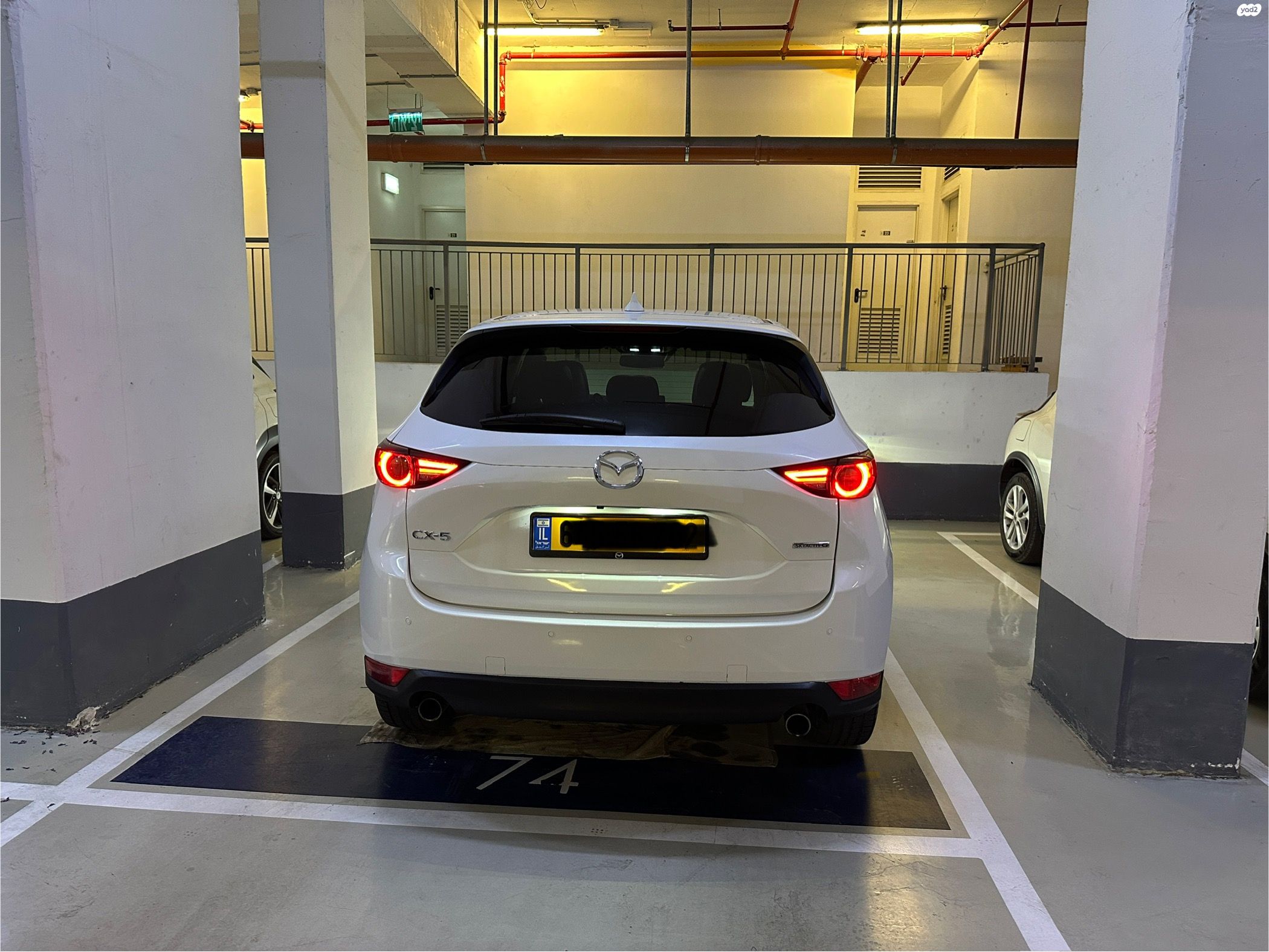 מודעת רכב מאזדה CX-5