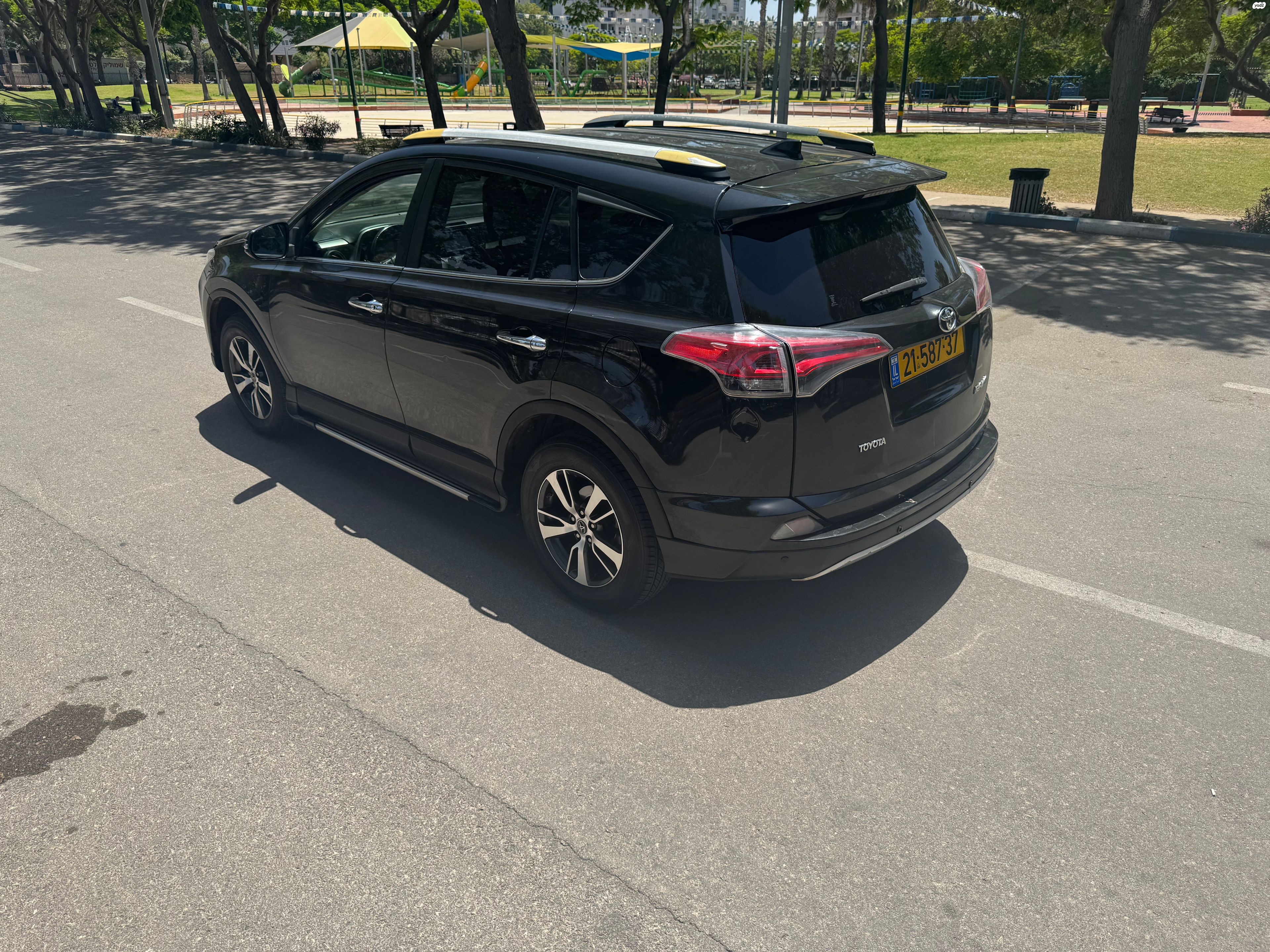 מודעת רכב טויוטה RAV4