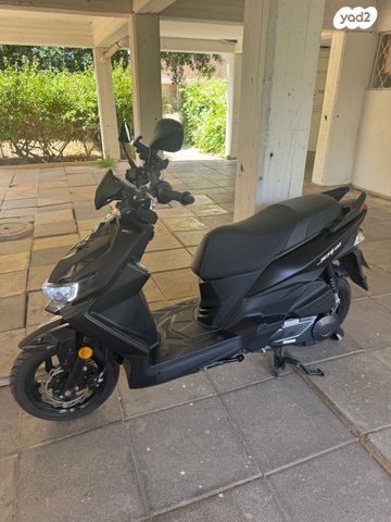 סאן יאנג Jet 4 RX