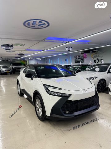 מודעת רכב טויוטה C-HR