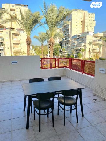 דופלקס, משה דיין, נווה סביון, אור יהודה