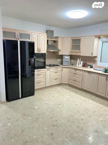 דופלקס, משה דיין, נווה סביון, אור יהודה