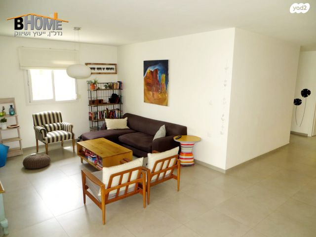 דירה, הדולב 20, צורן, קדימה צורן