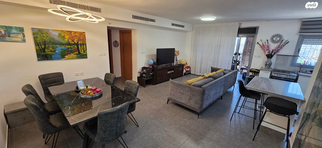 דירה, משה ברזני 23, קרית גת