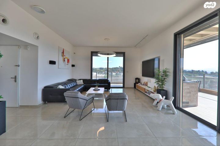 גג/ פנטהאוז, התאנים, מרכז העיר, קרית אתא