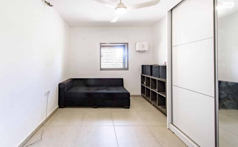 דירה, הרקפות, ראשון לציון