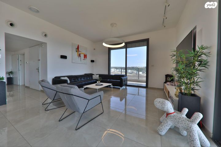 גג/ פנטהאוז, התאנים, מרכז העיר, קרית אתא