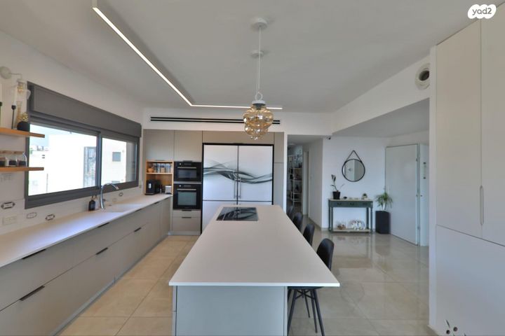 גג/ פנטהאוז, התאנים, מרכז העיר, קרית אתא